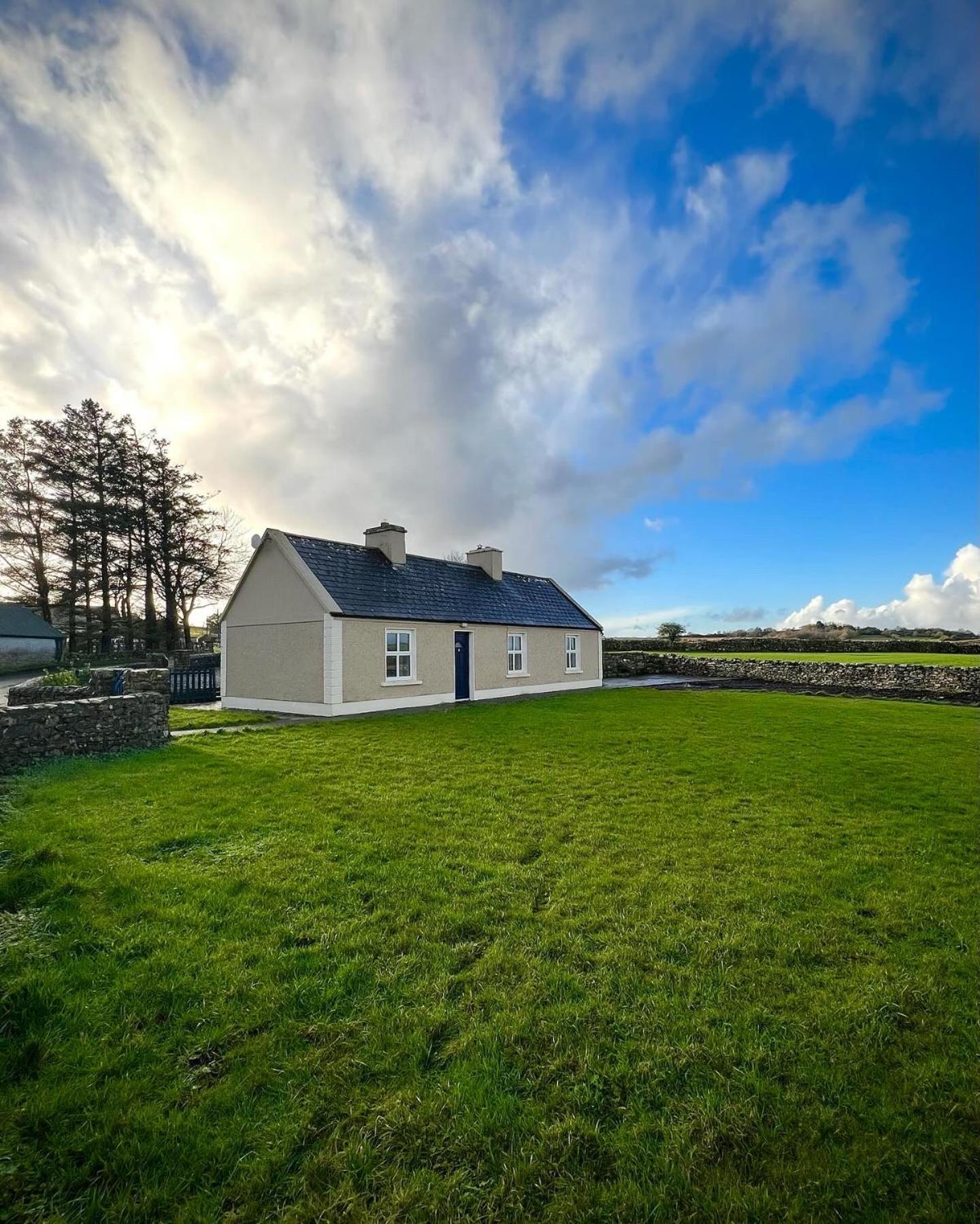 Killawalla Cottage, Westport. Exteriör bild
